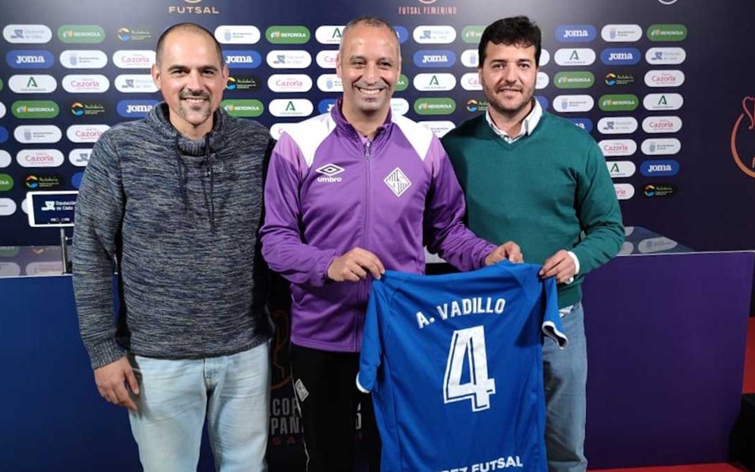 El Xerez Futsal propondrá al Ayuntamiento el cambio de nombre del Pabellón Ruiz Mateos a Antonio Vadillo