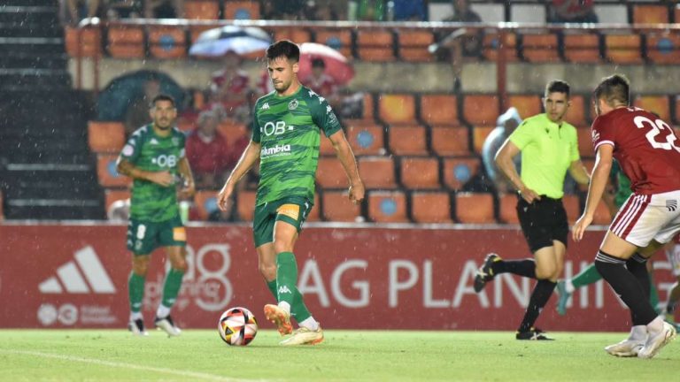 OFICIAL | Curro Rivelot, calidad ‘made in cantera’ para el Xerez Deportivo