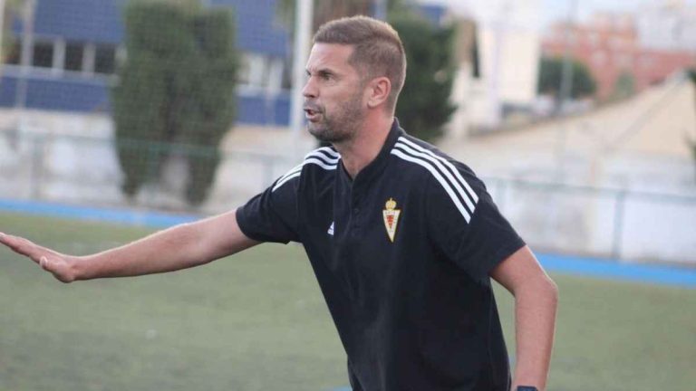 OFICIAL | David Sánchez, nuevo entrenador del Xerez DFC