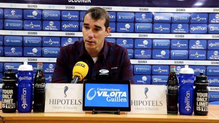 Francis se despide entre lágrimas del Xerez Deportivo FC: «Siempre será mi Club»