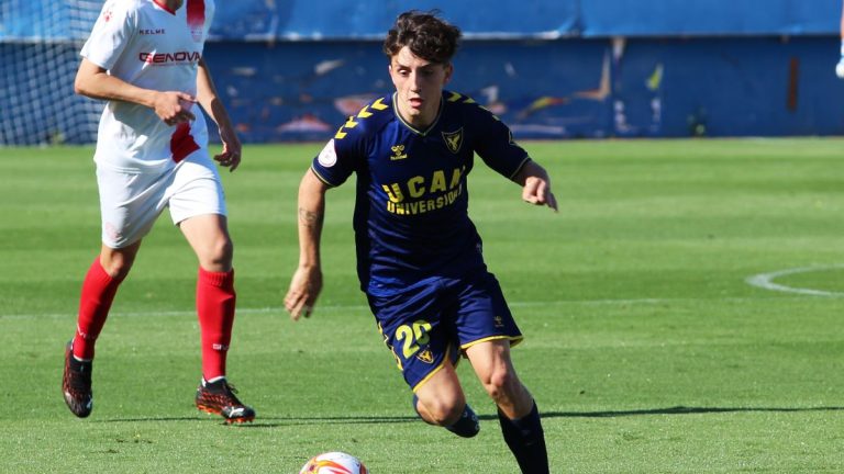 OFICIAL | Diego Iglesias refuerza el ataque del Xerez Deportivo