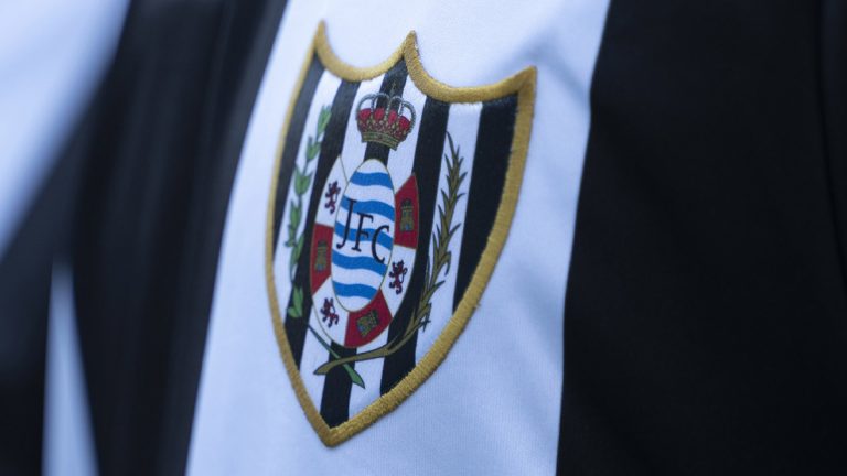 Registro de los escudos del Jerez Football Club y Xerez Fútbol Club