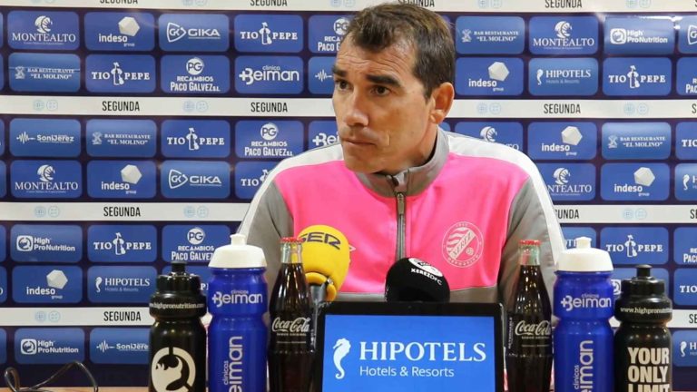 Rueda de prensa de Francis previa al partido frente al Yeclano Deportivo