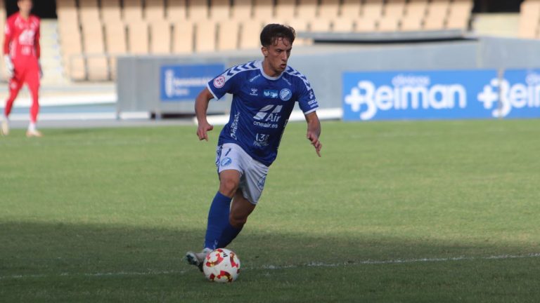 OFICIAL | Acuerdo con el CF Motril para la cesión de Pepe Rincón por lo que resta de temporada