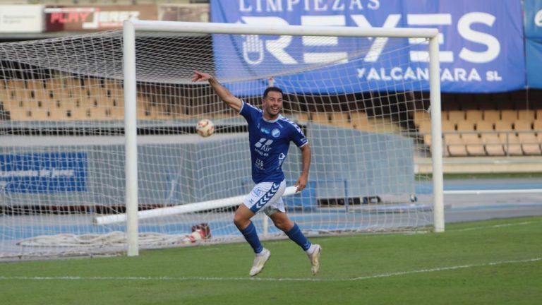 OFICIAL | Jacobo deja de pertenecer al Xerez Deportivo