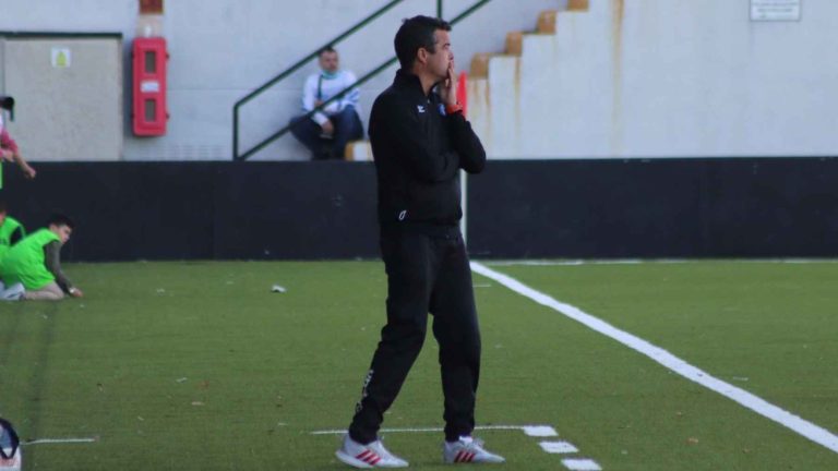 Rueda de prensa de José Pérez Herrera tras el partido ante la AD Ceuta