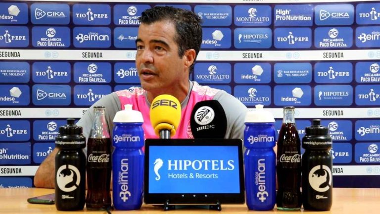 Rueda de prensa de José Pérez Herrera previa al partido frente al San Roque de Lepe