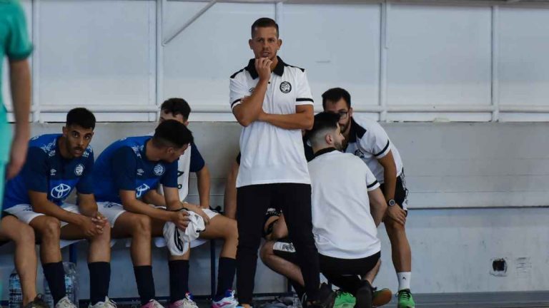 El Xerez Toyota Nimauto visita al África Ceutí FS