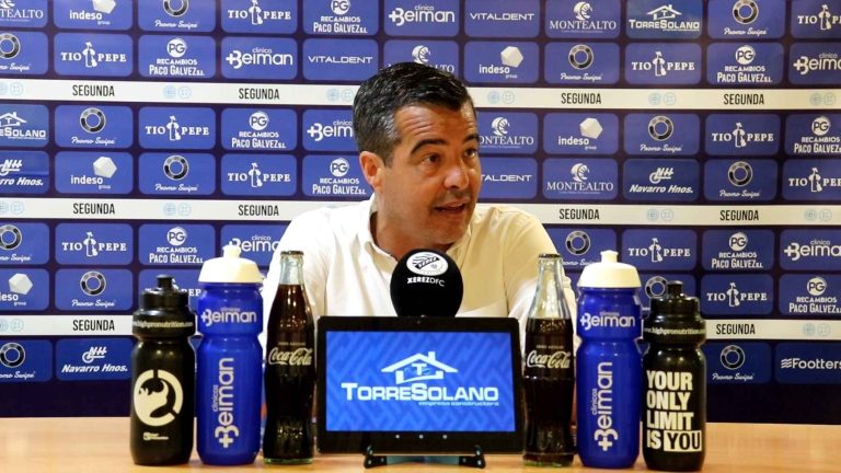 Rueda de prensa de José Pérez Herrera tras el partido ante el San Roque de Lepe