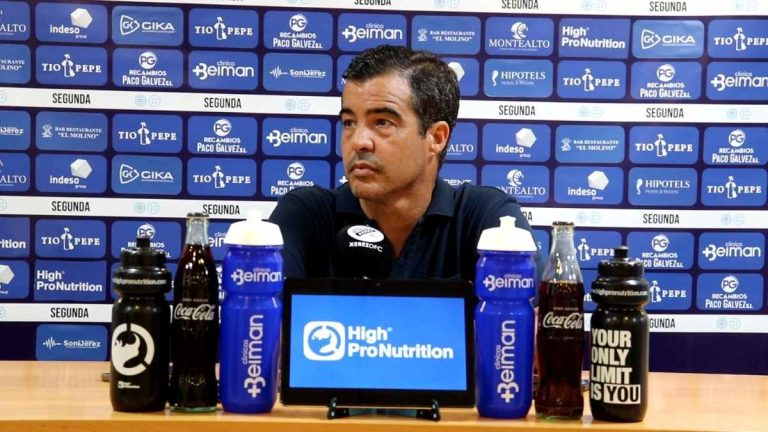 Rueda de prensa de José Pérez Herrera tras el partido ante el Yeclano Deportivo￼