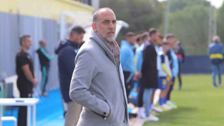 Rueda de prensa de Romerito tras el partido ante el Cádiz CF Mirandilla