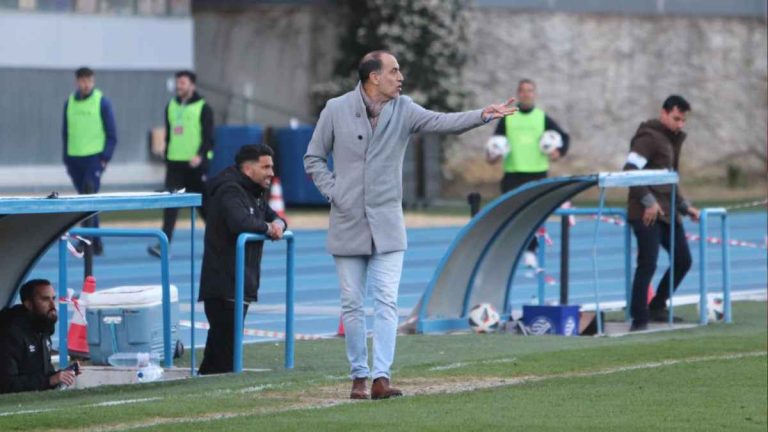 Rueda de prensa de Romerito tras el partido ante el San Roque de Lepe