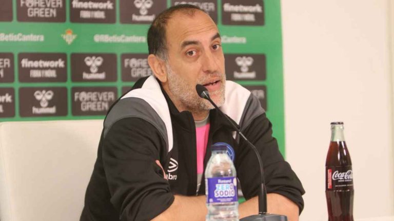 Rueda de prensa de Romerito tras el partido ante el Betis Deportivo