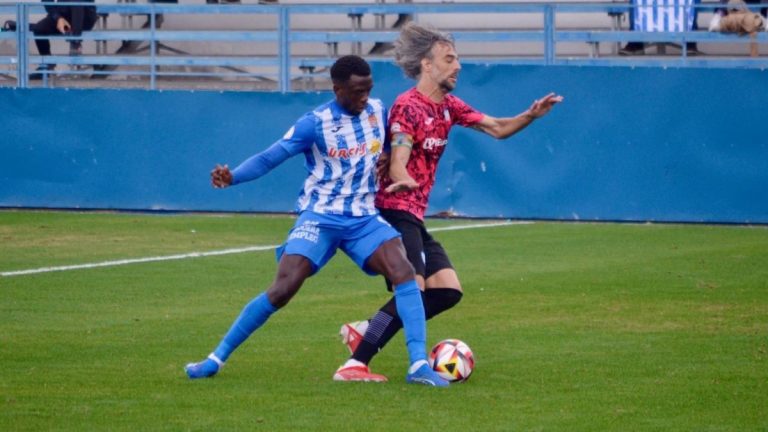 OFICIAL | Stéphane Emaná, experiencia para la delantera del Xerez Deportivo