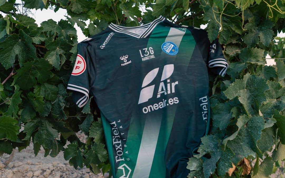 La tercera equipación del Xerez Deportivo: un homenaje a Andalucía
