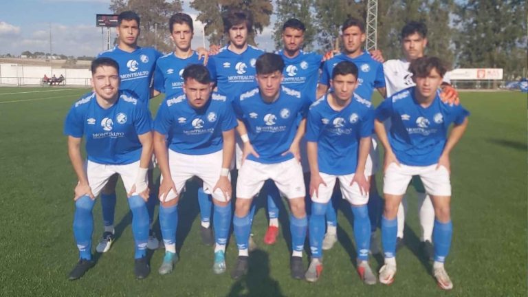 Los palos y las paradas de Pablo se cruzan en el camino del Xerez B (1-1)