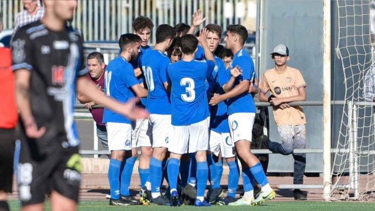CRÓNICA | Golpe sobre la mesa del Xerez B ante el Jerez Industrial (2-0)