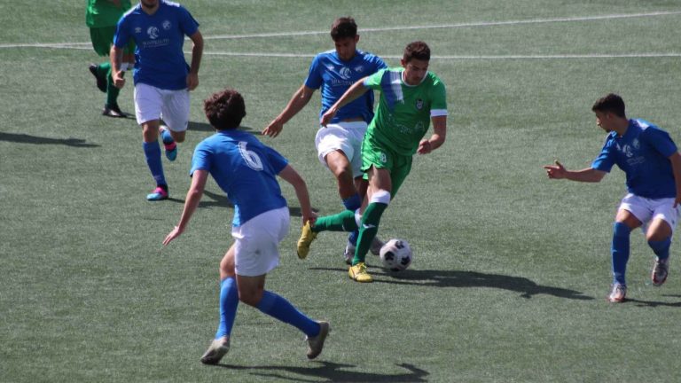 El Xerez B deja escapar vivo al Villamartín (0-0)