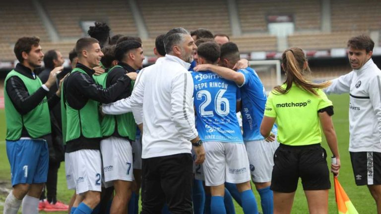 CRÓNICA | En Chapín resuena el Tin Tin Catalina por Navidad (2-0)