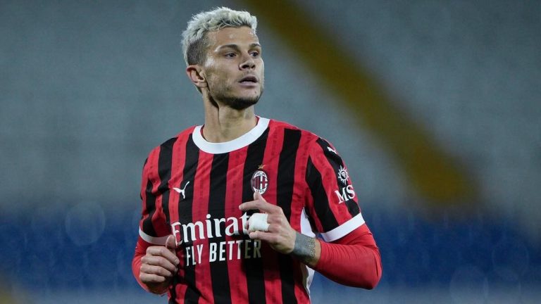 Samuele Longo, experiencia profesional para la delantera del Xerez Deportivo