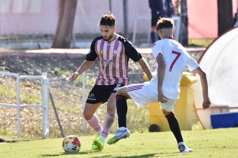 Juan Becken, cuarto fichaje del Xerez Deportivo 2026-27