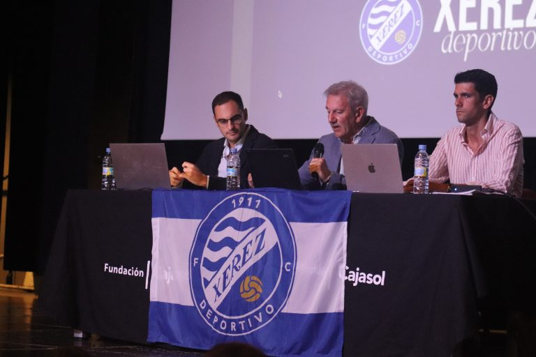 El Xerez Deportivo, una temporada más, cumple con sus socios aprobando las cuentas del pasado ejercicio y el presupuesto de la temporada 2026-27